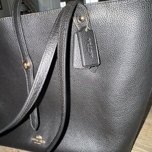 Coach market Tote 

Was originally my mother’s never used.